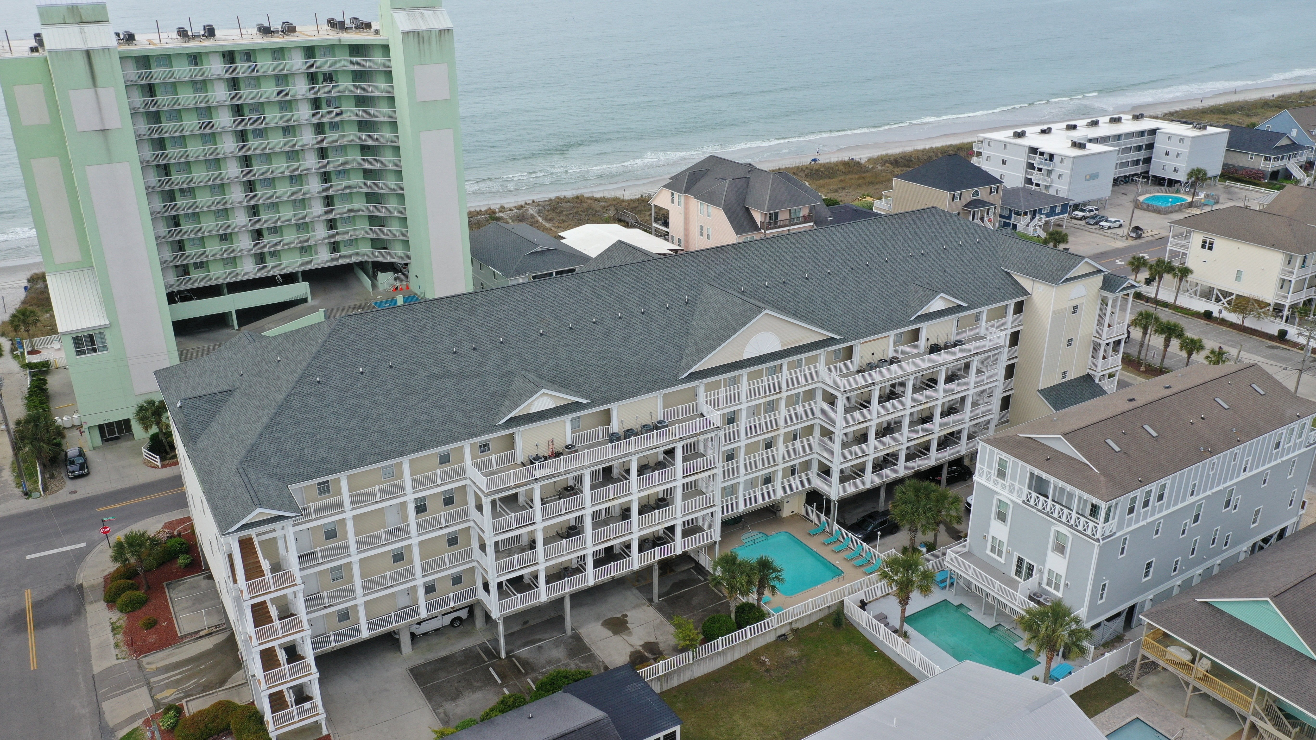Multifamily Community Roof Replacement
